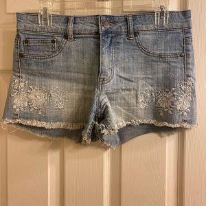 Francesca’s Eunina jean shorts
